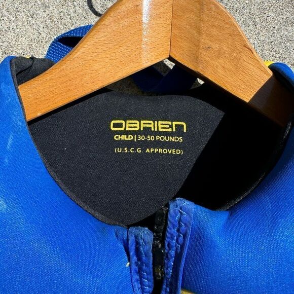 O’Brien youth life vest !!! 30-50 lbs!! Like new! - Picture 3 of 3